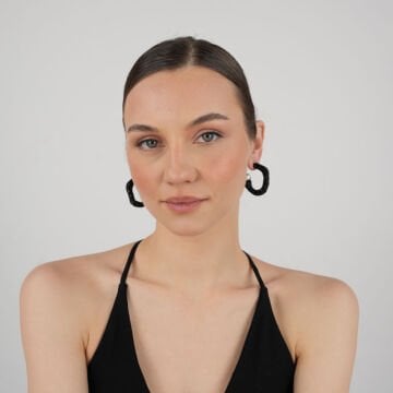 Jacqueline Pearl Hoops