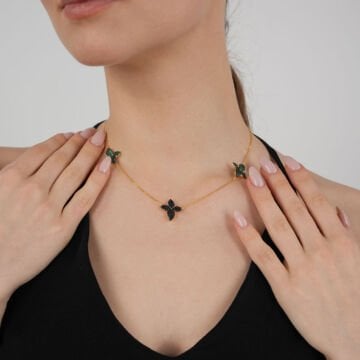 Green Black Triple Violet Necklace