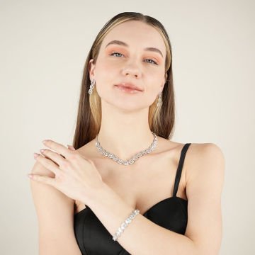 Elizabeth Necklace
