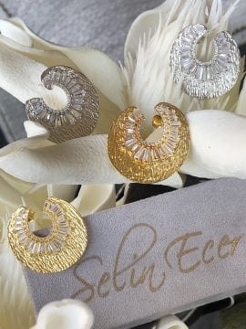 Gold Eva Earring