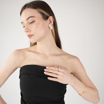 Big Twist Zircon Ring